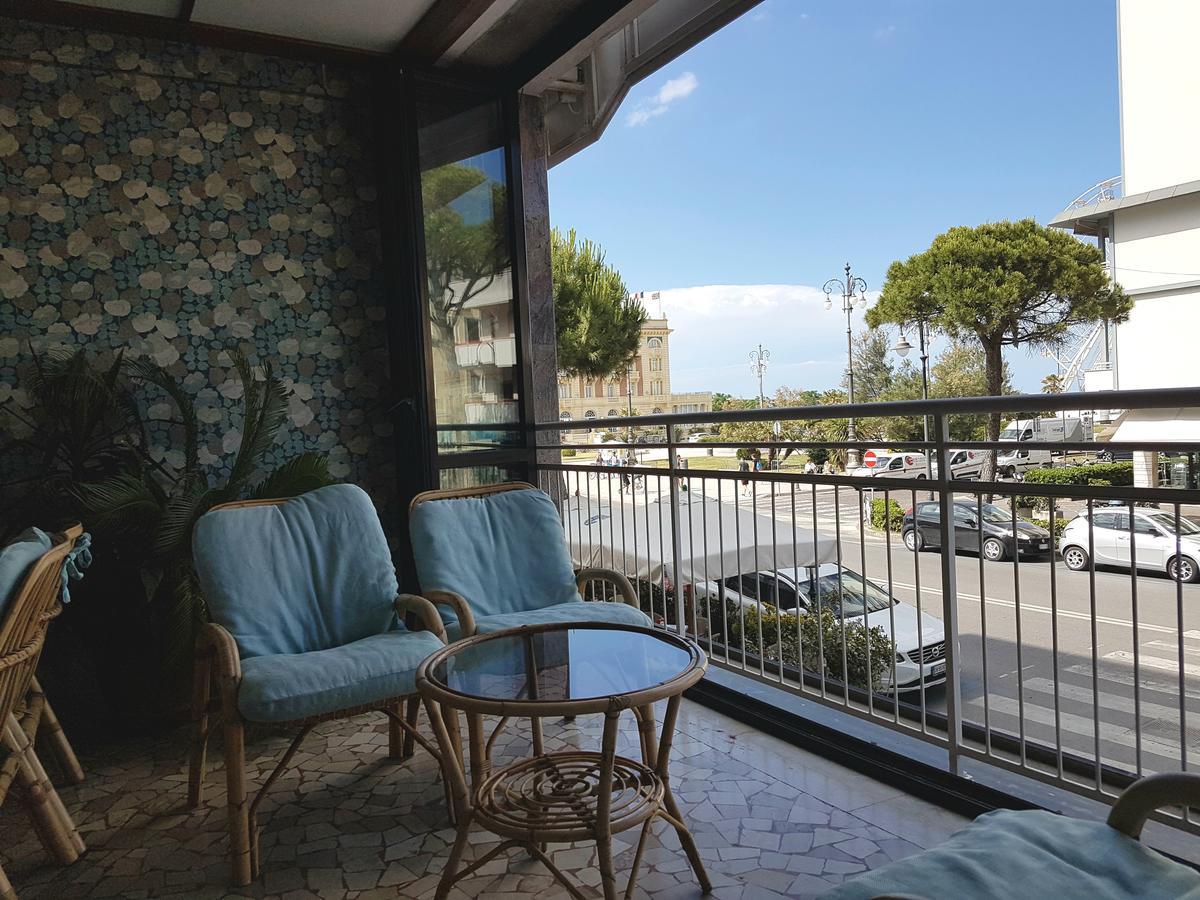 Hotel Residence Adriana Cesenatico Exterior foto